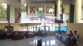 Mediasi kedua di Kantor Camat Sukamulia, soal aksi Penyegelan Kantor Desa Nyiur Tebel hingga Kades diminta mundur. (foto/www.lombokini.com)