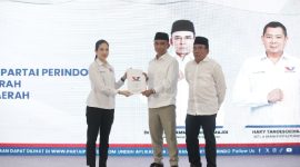 Pasangan H. M. Syamsul Luthfi-H. Abdul Wahid menerima rekomendasi B.1-KWK di DPP Partai Perindo. (Foto: Lombokini.com/Istimewa).