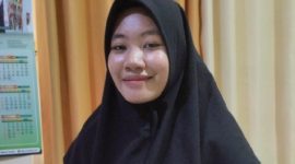Sofiatun Jalilah, mahasiswi semester 6 Prodi PAI, berhasil meraih Juara 3. ( sumber: istimewa)