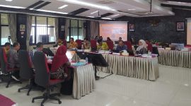 Tim Evaluator apresiasi paparan kinerja Pj. Bupati Lombok Timur triwulan III. (sumber: Istimewa)
