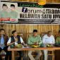 Relawan Satu Jiwa meluncurkan Forum Ngopi Manis yang dihadiri oleh Bakal Calon Wakil Bupati Lombok Timur, H Abdul Wahid dan ratusan relawan Satu Jiwa di Praja Coffee Loyok, Kecamatan Sikur, Ahad 4 Agustus 2024. (Foto: Lombokini.com/Arie).