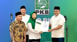 PKB Beri SK Dukungan ke Rohmi-Firin, Jazilul : Insya Allah akan Menang. (Foto: Lombokini.com/Istimewa).