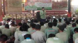 Cawabup Abdul Wahid Kukuhkan Kordes dan Kordus Kecamatan Montong Gading. (Foto: Lombokini.com).