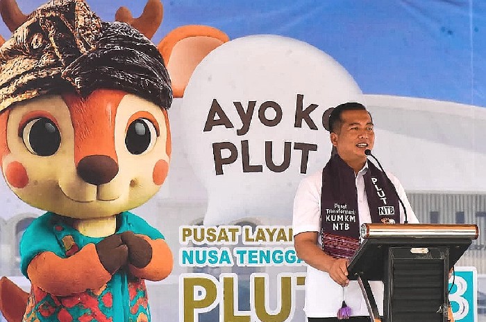 Gubernur NTB Resmikan PLUT KUMKM untuk Perkuat UMKM Lokal. (Foto: Lombokini.com/Pemprov NTB).