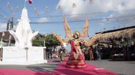 Festival Alunan Budaya Desa Pringgasela kabupaten Lombok Timur, Nusa Tenggara Barat. (Foto: Lombokini.com).