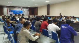 Silaturahmi dan diskusi antara Wakil Bupati Lombok Timur dengan pimpinan Ormas, LSM, dan Organisasi Kemahasiswaan se-Kabupaten Lombok Timur, di Rupatama 1 Kantir Buapati, pada Senin sore, 24 Februari 2025. (Foto: Lombokini.com).