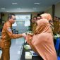 Wakil Bupati Lombok Timur, HM Edwin Hadiwijaya, Kunjungi OPD, Soroti Ketimpangan jumlah ASN dan Honorer. (Foto: Lombokini.com).