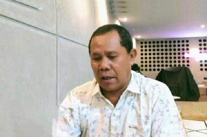 Praktisi Hukum, H. Hulain, SH. (Foto: Lombokini.com)