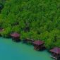 Selain Ngadem, Pengunjung Bisa Selfie dan Jelajahi Pulau Kecil di Bale Mangrove. (Foto: Lombokini.com).