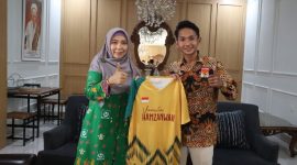 Mahasiswa Universitas Hamzanwadi Wakili Indonesia di Singapore Open Track and Field 2025. (Foto: Lombokini.com/Dok. Pribadi).