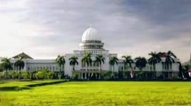 Gedung Kantor Bupati Lombok Barat. (Foto: Lombokini.com/Istimewa).