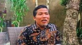 Roma Hidayat. (Foto: Dok. Lombokini.com).