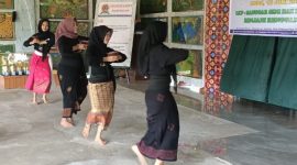 Rinjani Rengganis Gelar Ujian Tingkat II, Lestarikan Budaya Sasak. (Foto: Lombokini.com).