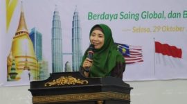 Rektor Universitas Hamzanwadi, Dr. Hj. Sitti Rohmi Djalilah. (Foto: Lombokini.com/Istimewa).
