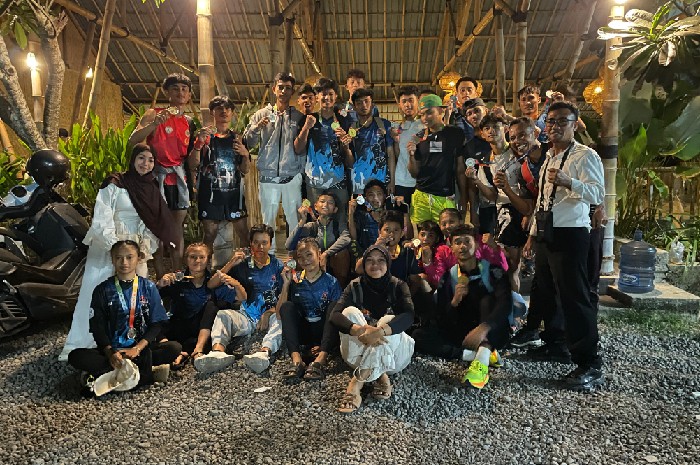 Tanpa Dukungan Pemerintah, Atlet Muaythai Lotim Sumbang 6 Emas dan 17 Perak di Fornas VIII 2025. ( Foto: Lombokini.com).