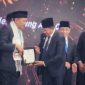 Bupati H. Haerul Warisin Raih Penghargaan Nasional Sebagai Kepala Daerah Pendukung Zakat. (Foto: Lombokini.com/Istimewa).