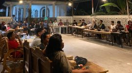 LMND Lombok Timur Soroti Krisis Biaya Hidup dalam Dialog Publik. (Foto: Lombokini.com).