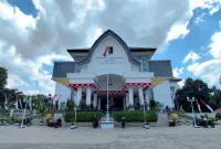 Gedung Kantor DPRD Lombok Timur. (Foto: Lombokini.com).