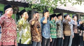 SMKN 1 Jerowaru Raih Rekor Kehadiran Guru Tertinggi di Lombok Timur via E-Sensi. (Foto: Lombokini.com/Istimewa).