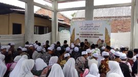 Keluarga Besar Jero Gumirang Gelar Haul ke-19 TGH Najamuddin: Ustaz Asdar Gagas Museum Leluhur di Mamben. (Foto: Lombokini.com).