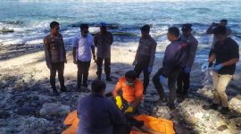 Dua Mahasiswa Ditemukan Tak Sadar di Pantai Nipah, Satu Tewas. (Foto: Lombokini.com/Polres Lombok Utara).