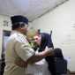 Presiden RI Prabowo Subianto Melayat ke Keluarga Ojol Affan, Janjikan Pengusutan Tuntas. (Foto: Lombokini.com).