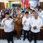 Wakil Menteri Agama Romo Muhammad Syafii saat memberikan pembinaan di MTsN 2 Sidoarjo, Senin 4 Agustus 2025. (Foto: Lombokini.com/Kemenag.go.id).