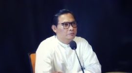 Jadilah Parlemen, Bukan Parlente. (Foto: Lombokini.com).