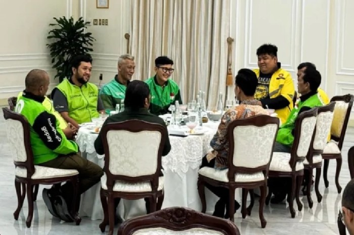 Asosiasi Ojol Tuding Pertemuan dengan Wapens Gibran Janggal dan Penuh Rekayasa. (Foto: Lombokini.com/Wapresri.go.id).