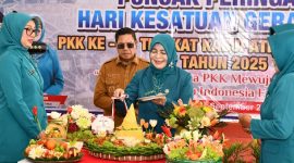 Bupati Haerul Warisin: PKK Ujung Tombak Turunkan Angka Kemiskinan di Lombok Timur. (Foto: Lombokini.com).