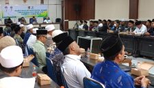Baznas Lombok Timur Salurkan Bantuan untuk Anak Asuh 99 LKSA. (Foto: Lombokini.com).