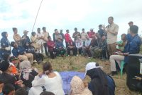 Pemuda Puncak Jeringo Kecewa, Menteri Transmigrasi Abaikan Aspirasi Warga. (Foto: Lombokini.com).