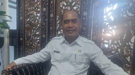 Sekretaris Dewan Lombok Timur, H. Ahyan., SH., MH. (Foto: Lombokini.com).