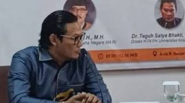 Kapitalisasi Demokrasi dan Robohnya Meritokrasi. (Foto: Lombokini.com).