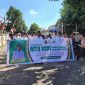 Pawai Taaruf Meriah dalam rangka pembukaan MTQ XXXI Kecamatan Suralaga, Ahad 19 Oktober 2025. (Foto: Lombokini.com).