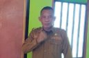 Pjs Kades Desa Puncak Jeringo, Kecamatan Suela, Mulyadi, A.Md, Kep. (Foto: Lombokini.com).