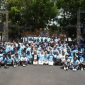 Wakil Bupati Lombok Timur H. Edwin Hadiwijaya berfoto bersama peserta usai meresmikan Roah Seni Pertunjukan Vol. 4 BASWARA di Terminal Pancor, Jumat 10 Oktober 2025. (Foto: Lombokini.com).
