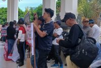 LSM Garuda Tuntut DPRD Lotim Transparan dan Patuh Regulasi dalam Penyusunan Anggaran. (Foto: Lombokini.com).