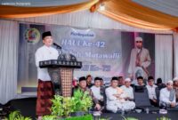 Gubernur NTB Sampaikan Inspirasi Pulang Kampung dari Pesantren Dayama pada Haul ke-42 TGH. Muh. Mutawalli. (Foto: Lombokini.com).