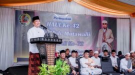 Gubernur NTB Sampaikan Inspirasi Pulang Kampung dari Pesantren Dayama pada Haul ke-42 TGH. Muh. Mutawalli. (Foto: Lombokini.com).