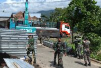 Pemkab Lombk Timur dan Kodam IX/Udayana Pasang Jembatan Bailey Pulihkan Akses di Suela. (Foto: 