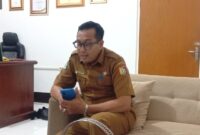 Plt. Kepala Dinas Kesehatan Lombok Timur, Ns. H. L. Aries Fahrozi, M. Kep. (Foto: Lombokini.com).
