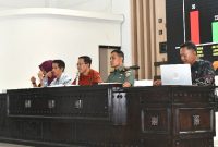 Rapat Koordinasi (Rakor) Pembangunan Koperasi Desa/Kelurahan Merah Putih (KDKMP), Kamis 22 Januari 2026 di Ballroom kantor Bupati Lombok Timur. (Foto: Lombokini.com/Humas Pemkab Lotim).