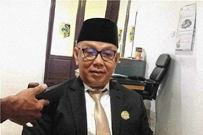 Ketua DPRD Lombok Timur, Muhammad Yusri. (Foto: Lombokini.com).