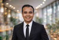 Direktur LSM Garuda yang mendampingi pemilik lahan, M. Zaini. (Foto: Lombokini.com/Istimewa).