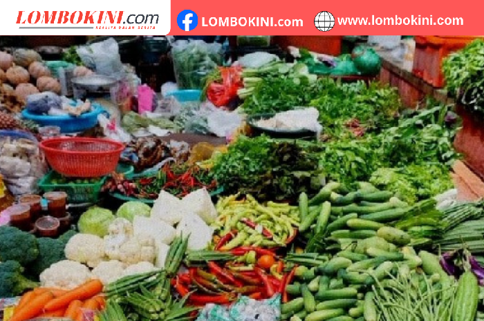 Sayur mayur memenuhi kebutuhan pokok warga selama Ramadan, seiring komitmen pemerintah menjaga stabilitas dan ketahanan pangan nasional. (Foto: Lombokini.com).