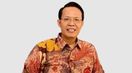 Dr. Drs. Trubus Rahardiansah, M.S., S.H., M.H. (Foto: Lombokini.com/Istimewa).