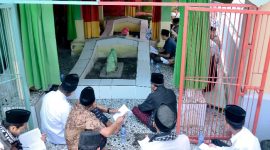 Dari Makam ke Makna, Ziarah Mahabbah Kubra Teguhkan Sanad Keilmuan. (Foto: Lombokini.com).