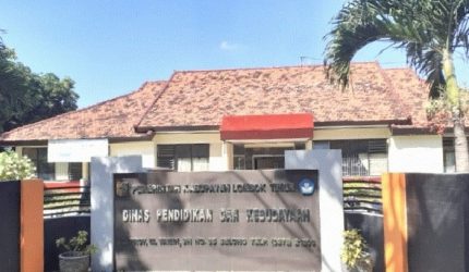 Kantor Dinas Pendidikan dan Kebudayaan Lombok Timur.