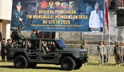TNI dan Pemkab Lombok Timur membuka TMMD Ke-128 di Lapangan Umum Suralaga, Kecamatan Suralaga, Kabupaten Lombok Timur, Rabu 22 April 2026.